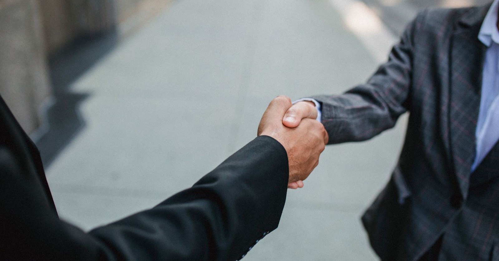 How Real Estate Teams Can Stop Losing Leads Between Agents and Lenders